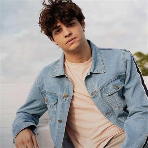 noah centineo leaks